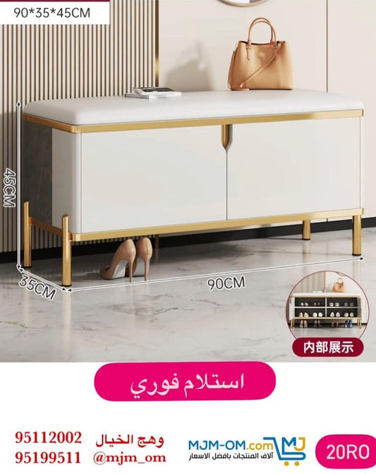 خزانة أحذية فاخرة بتصميم هندسي أنيق وسعة تخزينية استثنائية تجمع بين الجمال العملي والفخامة الراقية لتنظيم الأحذية بكل أناقة وترتيب