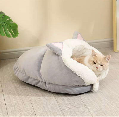 منزل القطط الانيق ذات النوم العميق للاسترخاء